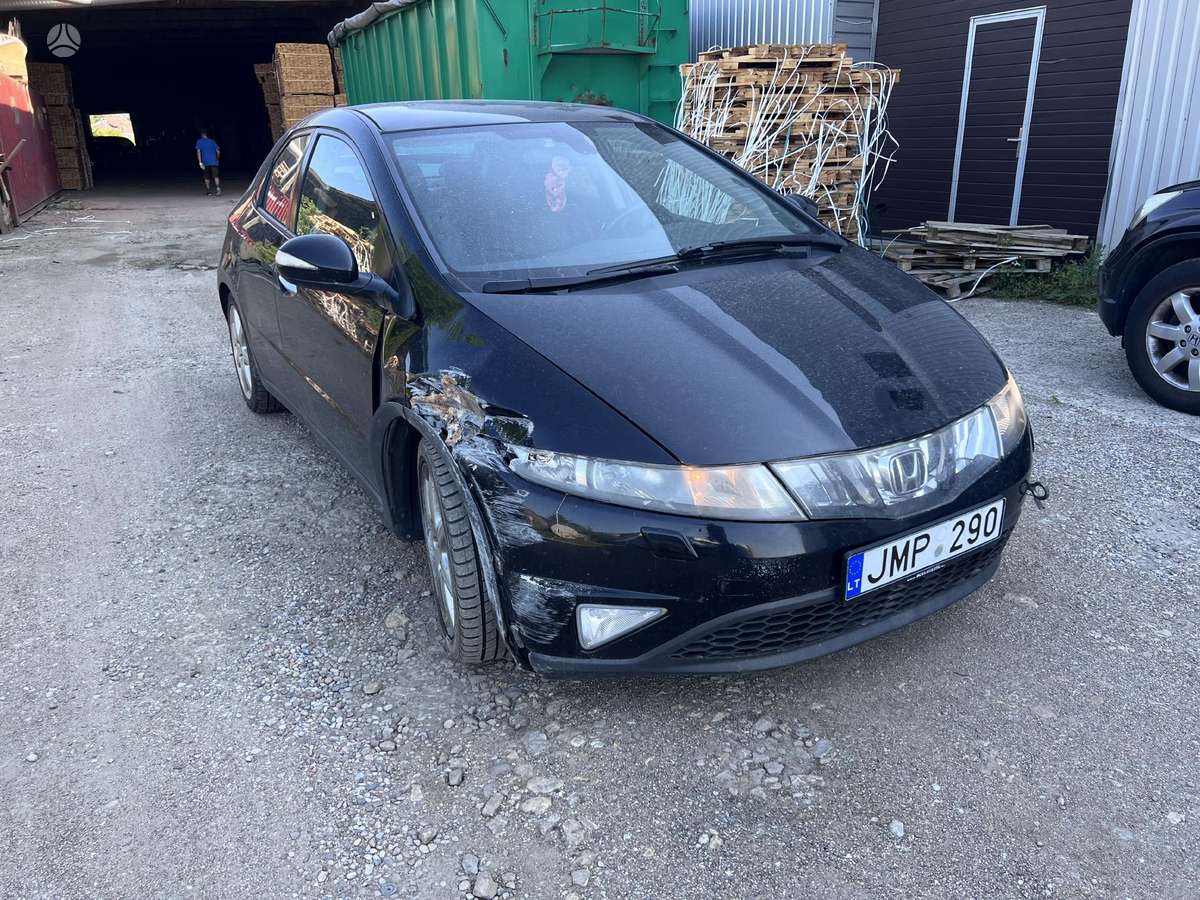 Honda Civic по частям