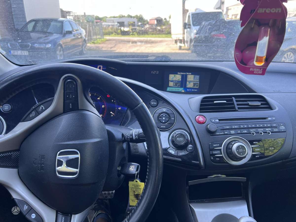 Honda Civic по частям