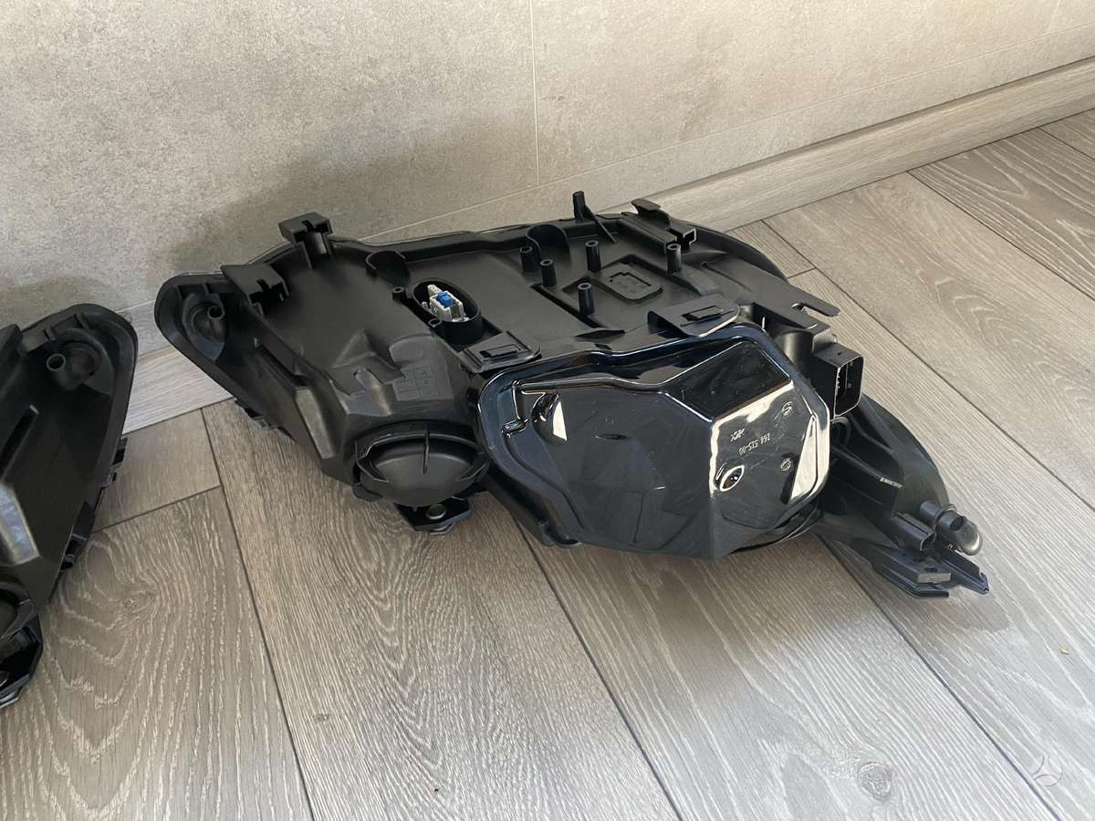 BMW 5 serija фары