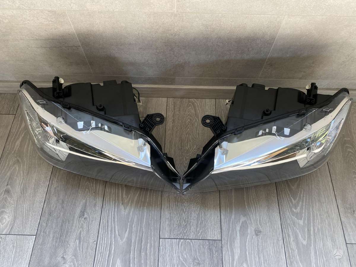 BMW X3 žibintai