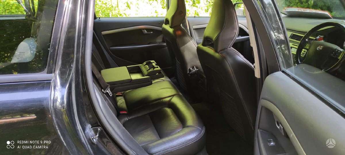 Volvo XC70
