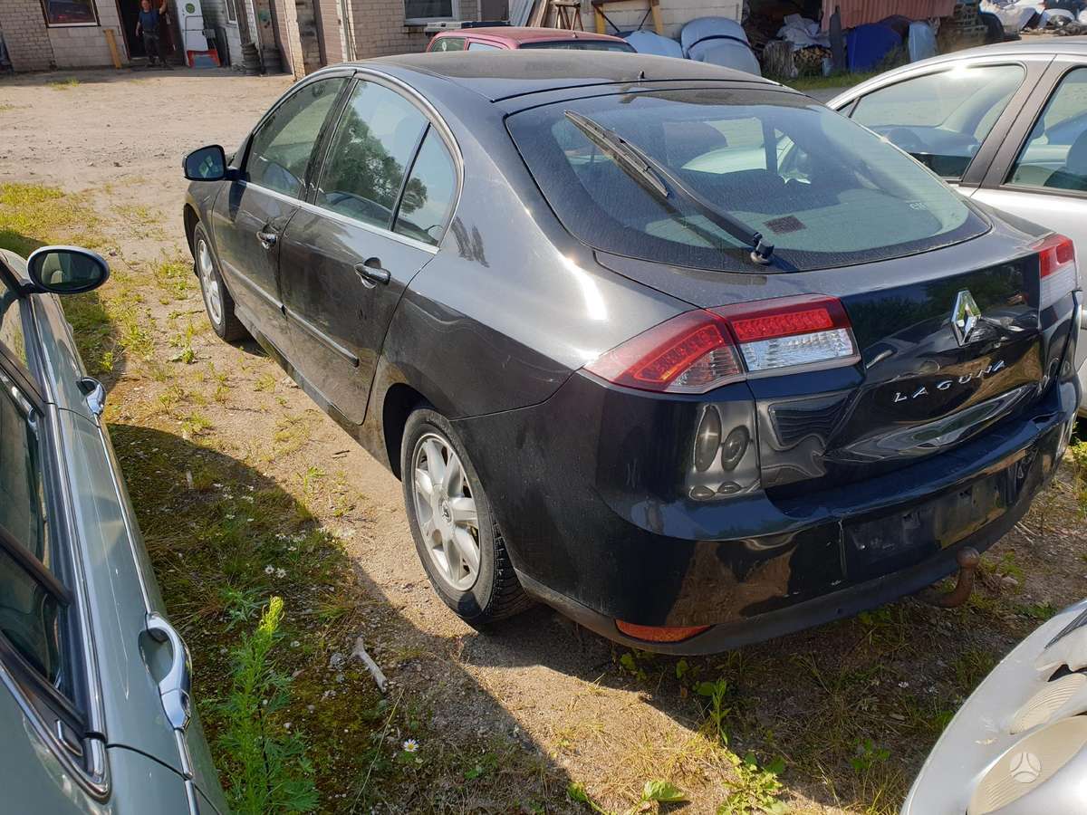 Renault Laguna for parts