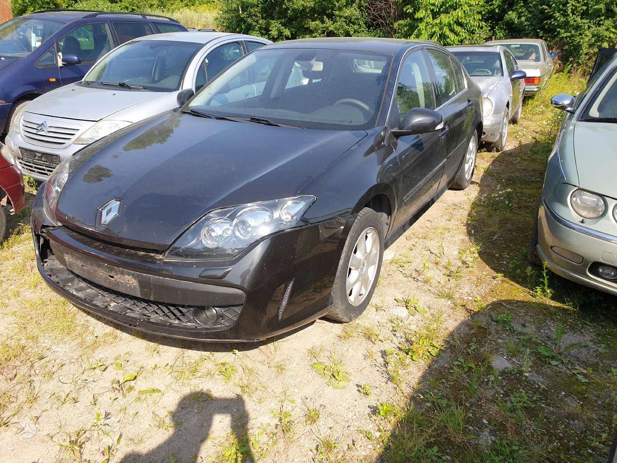 Renault Laguna по частям