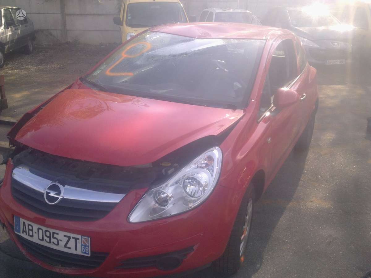 Opel Corsa 37069885048