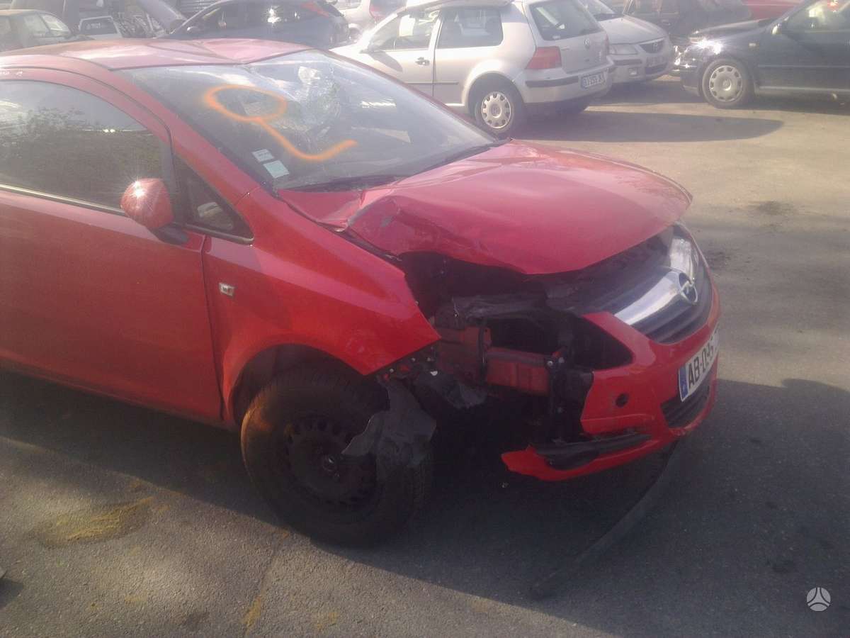 Opel Corsa 37069885048