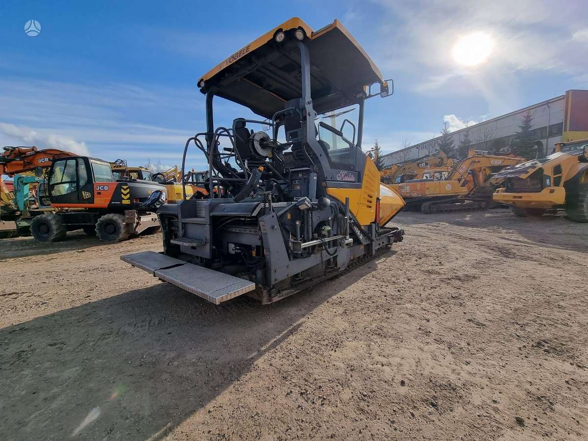 Vögele 1800-3i, paving machinery