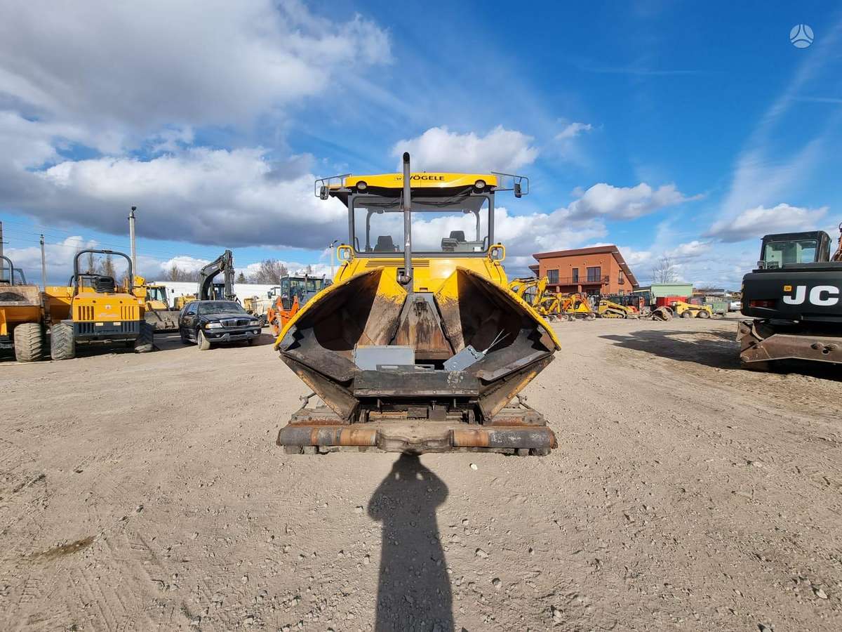 Vögele 1800-3i, paving machinery