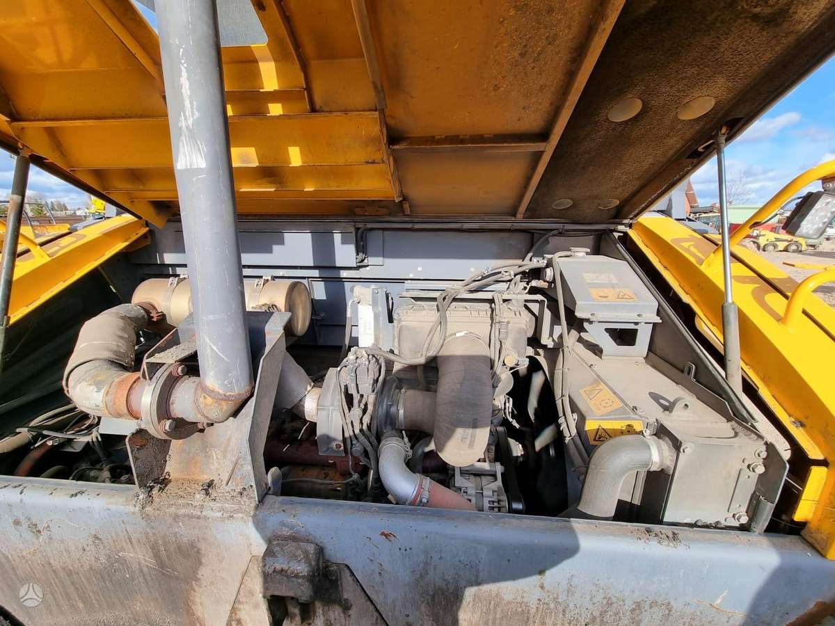 Vögele 1800-3i, paving machinery