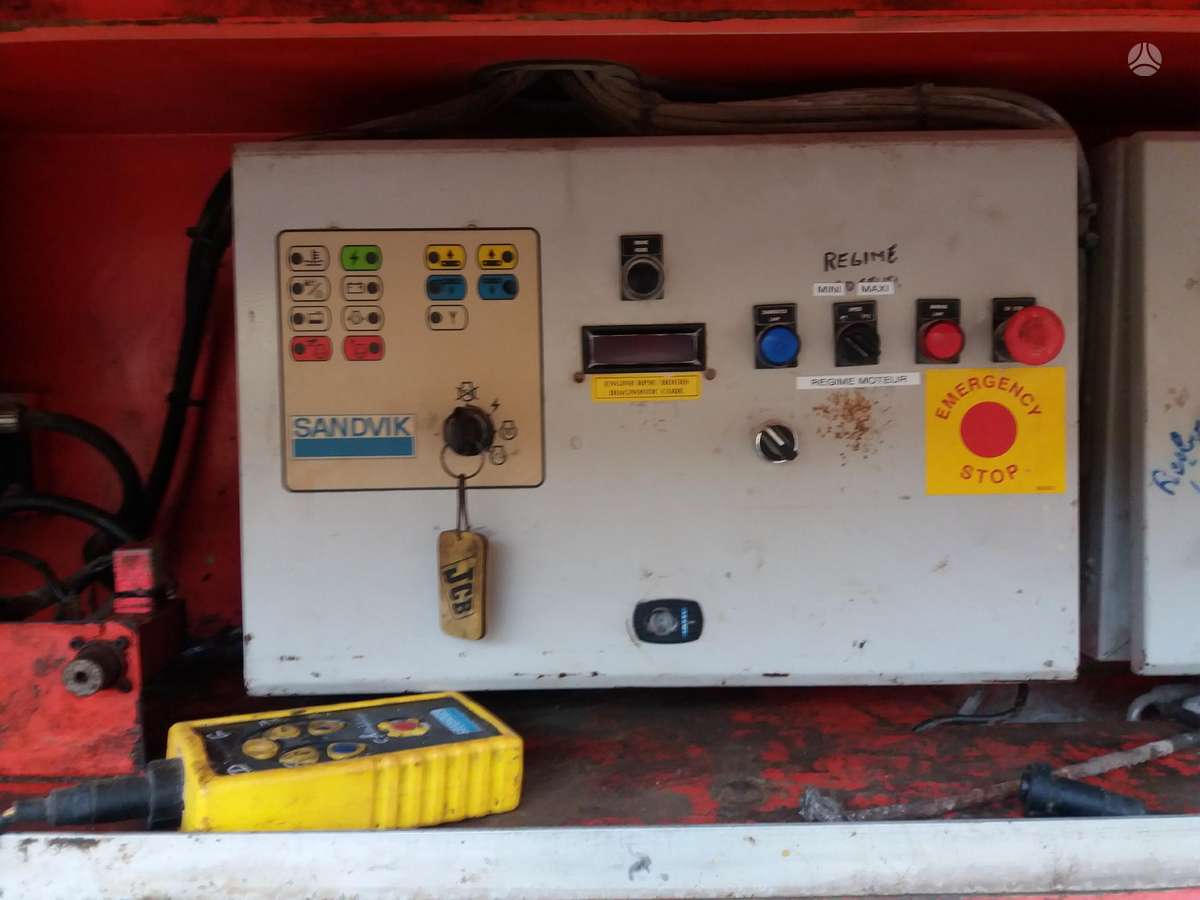 -Kita- Sandvik QJ 341, камнедробилки