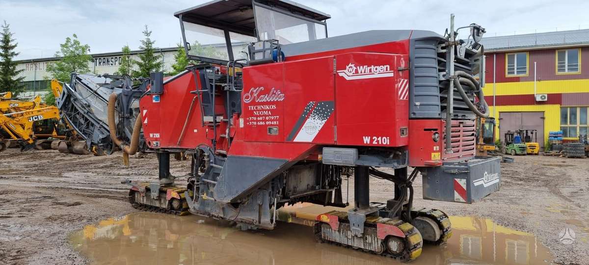 Wirtgen W210i, paving machinery