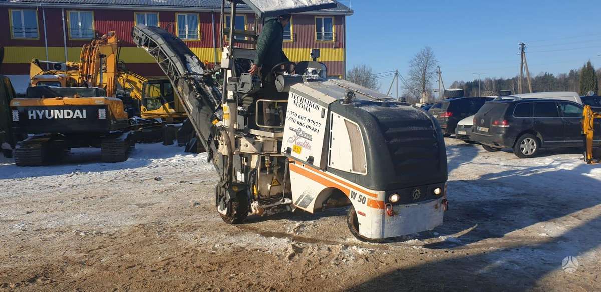 Wirtgen W50, kelių tiesimo mašinos