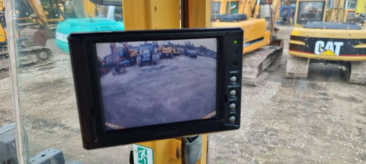 Volvo L120E, frontaliniai krautuvai