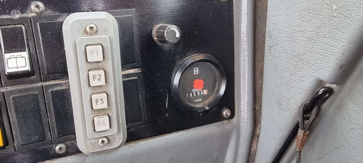 Volvo L120E, фронтальные погрузчики