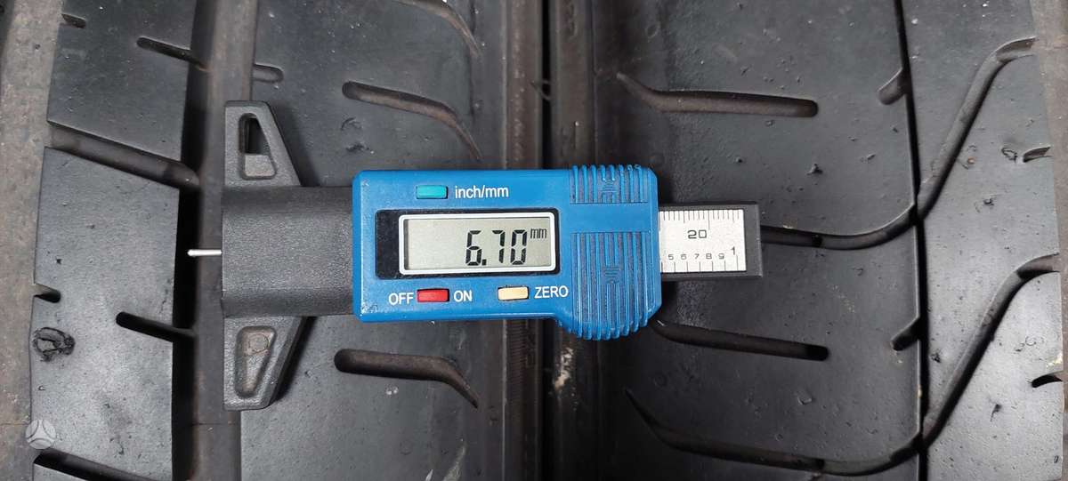 Pirelli, vasaras 255/30 R20