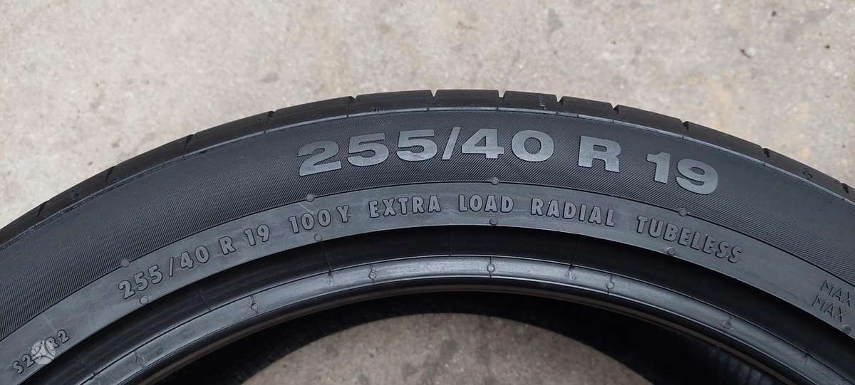Continental, летние 255/40 R19