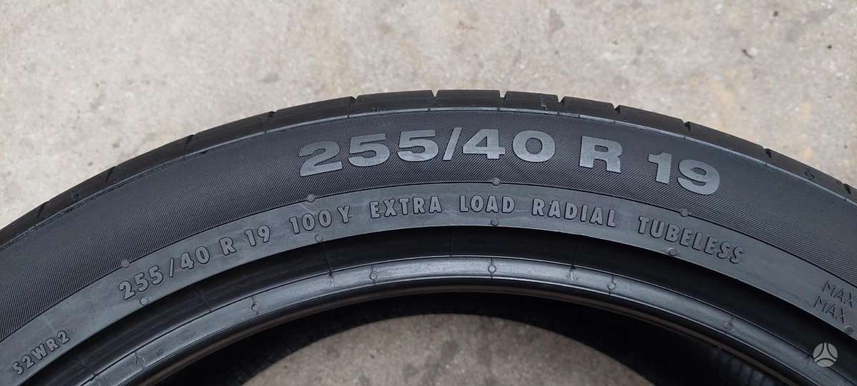 Continental, vasarinės 255/40 R19