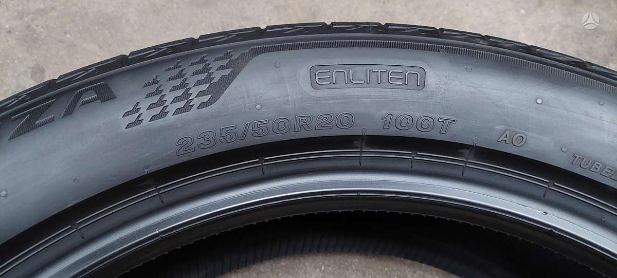 Bridgestone, summer 235/50 R20