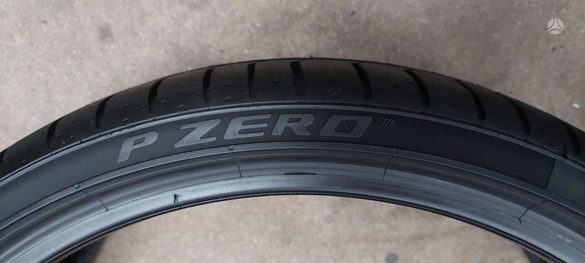 Pirelli, vasaras 245/30 R20