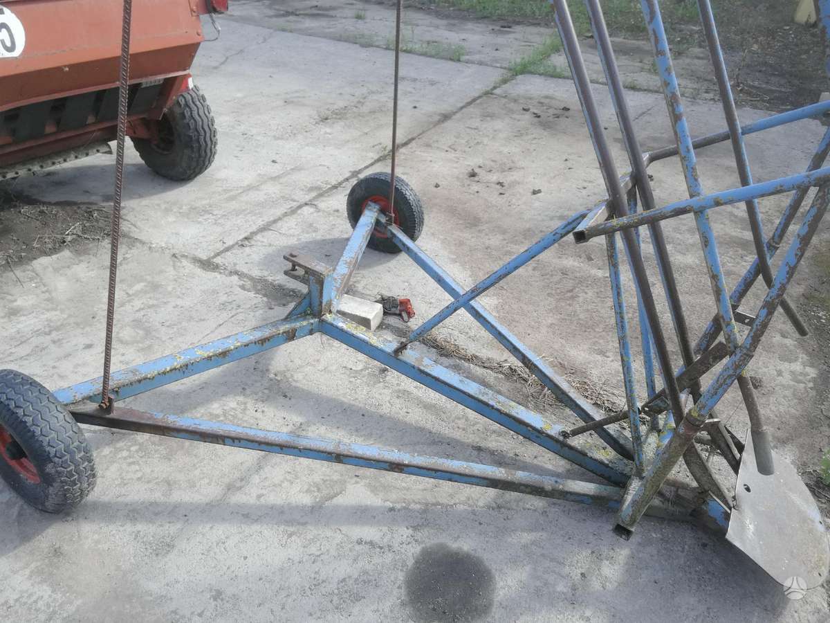 John Deere STRAUBLYS, прессы