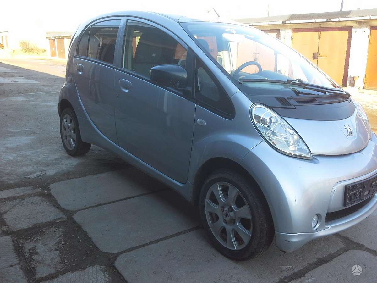 Peugeot iOn детали кузова