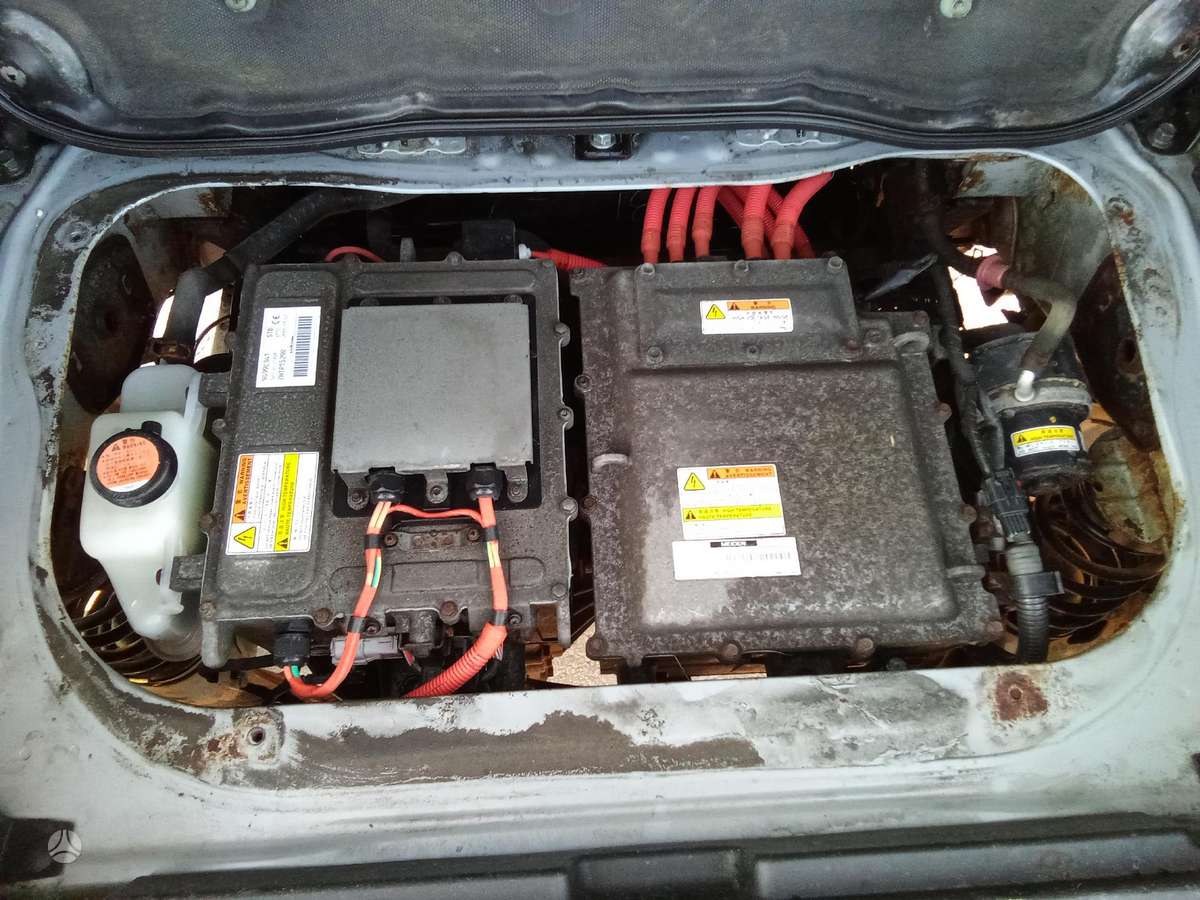 Peugeot iOn детали кузова