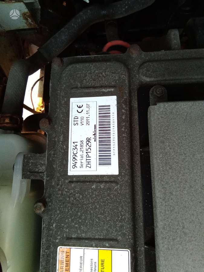 Peugeot iOn детали кузова