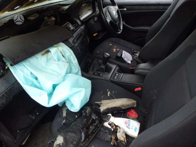 BMW 318 Bmw e46 e39 e38 dalimis