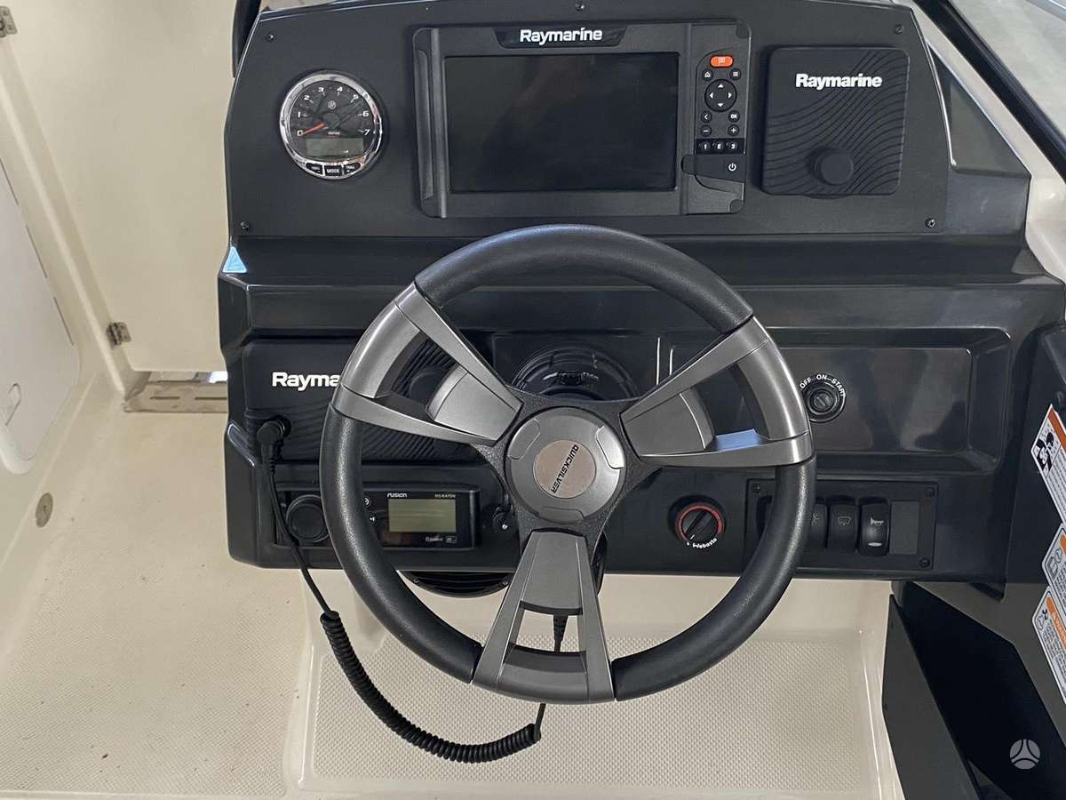 Quicksilver Activ 605 Bowrider, yachts / cruisers