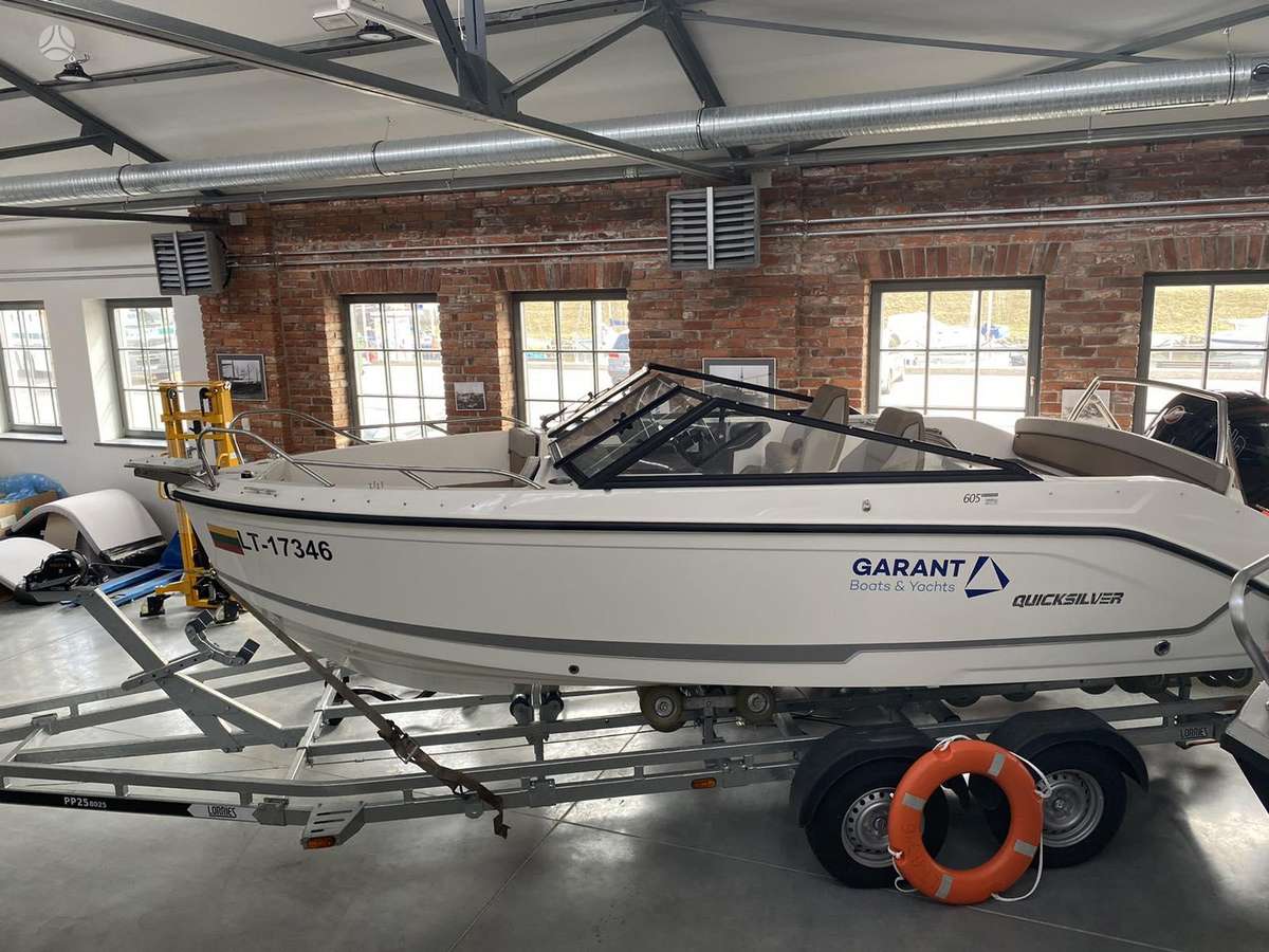 Quicksilver Activ 605 Bowrider, yachts / cruisers