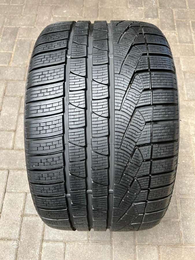Pirelli SOTTOZERO W240, winter 295/30 R19