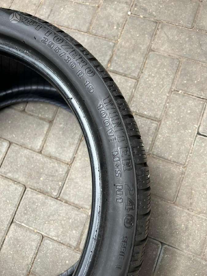 Pirelli SOTTOZERO W240, winter 295/30 R19