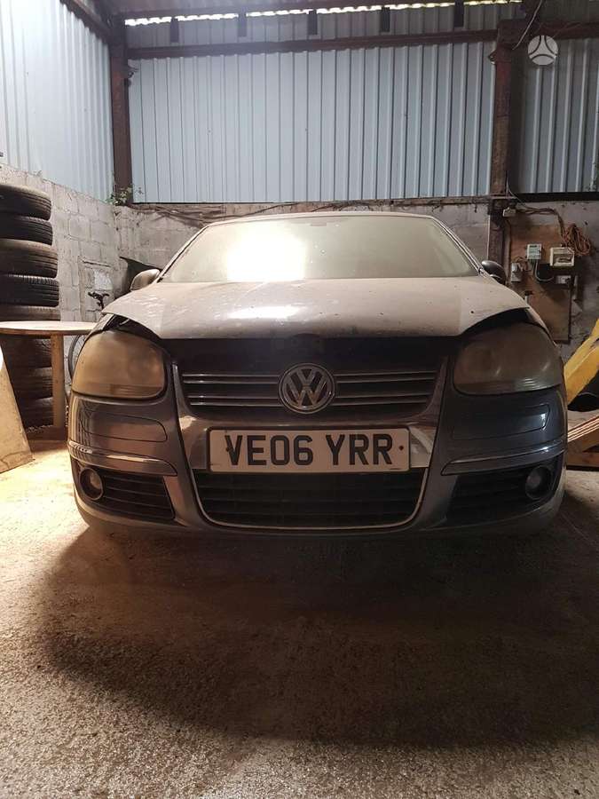 Volkswagen Jetta dalimis