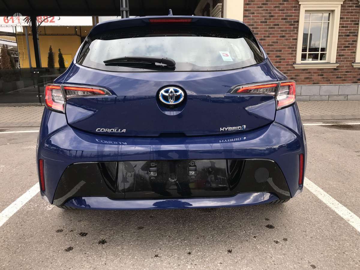 Toyota Corolla, 1.8 l., hatchback