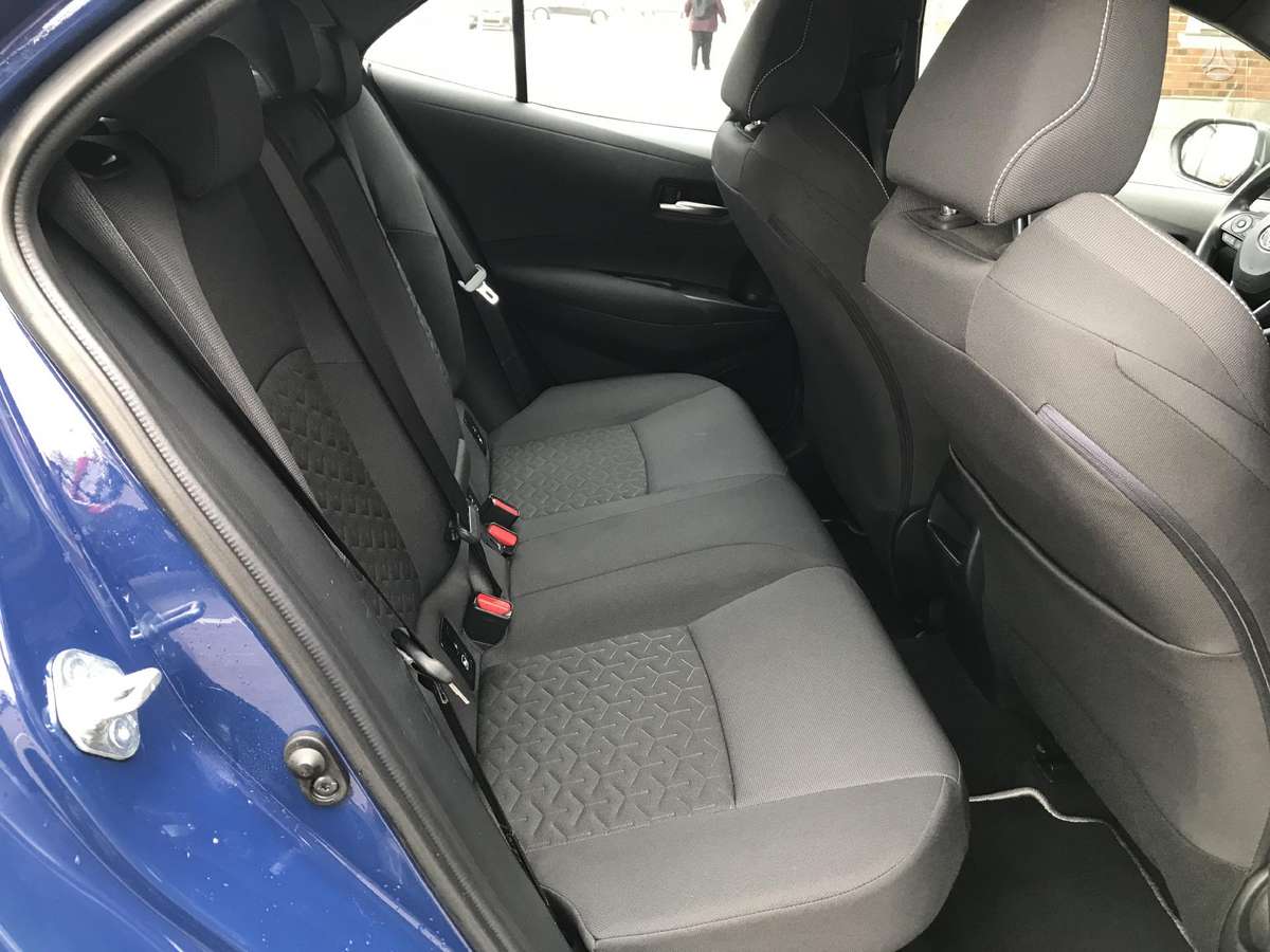 Toyota Corolla, 1.8 l., hatchback