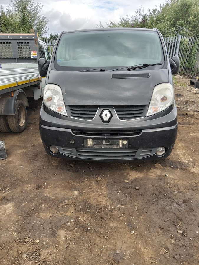 Renault Trafic по частям