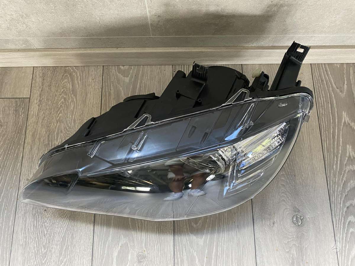 BMW X6 lights