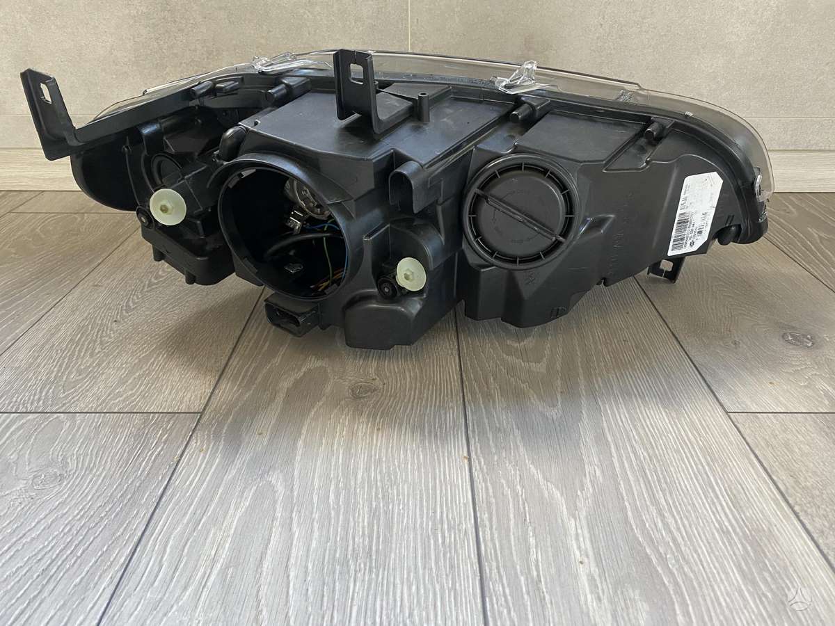 BMW X6 lights