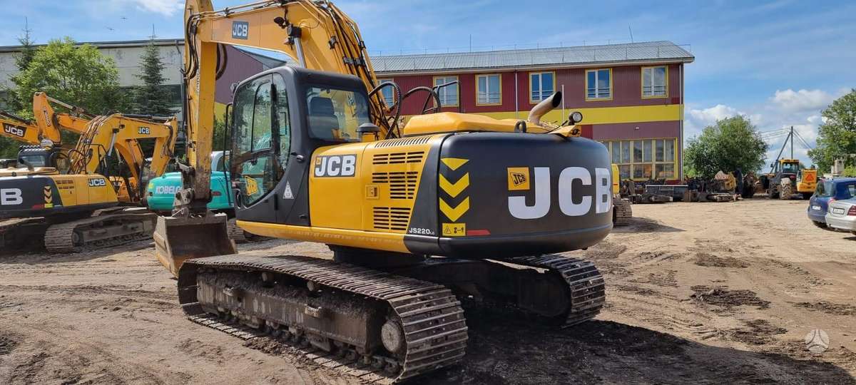JCB JS220LC, excavator