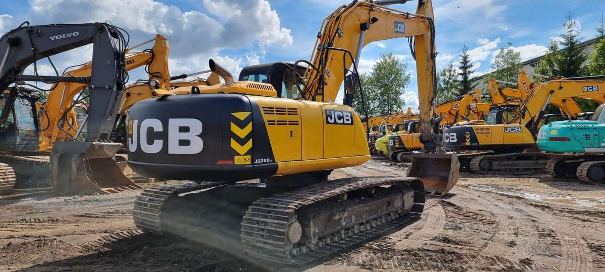 JCB JS220LC, ekskavatori