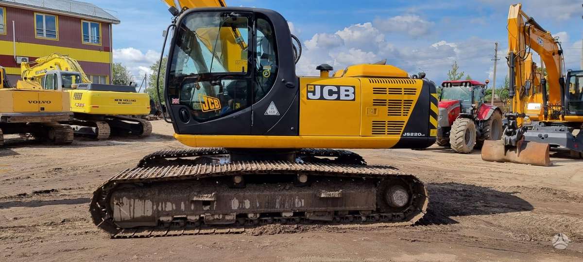 JCB JS220LC, ekskavatoriai