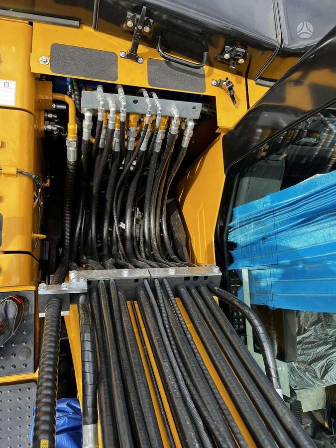 SANY SY155W, excavator