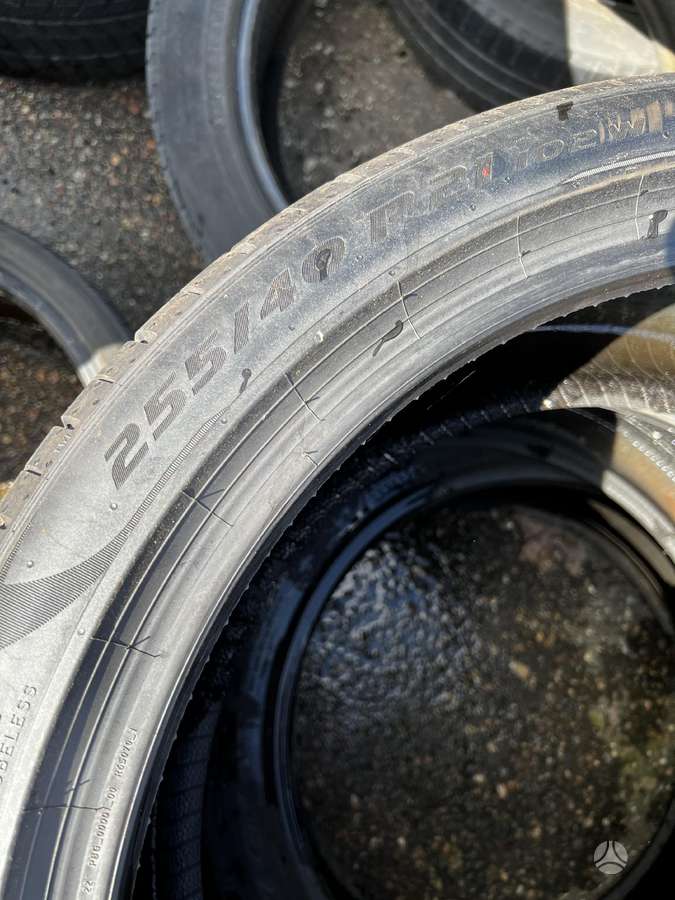 Pirelli P zero PZ4, vasarinės 255/40 R21