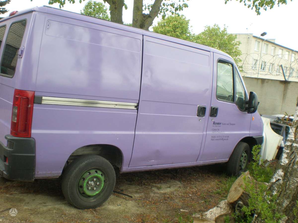 Citroen Jumper, preču