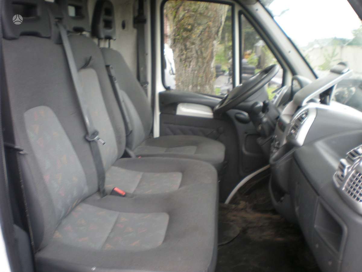 Citroen Jumper, preču