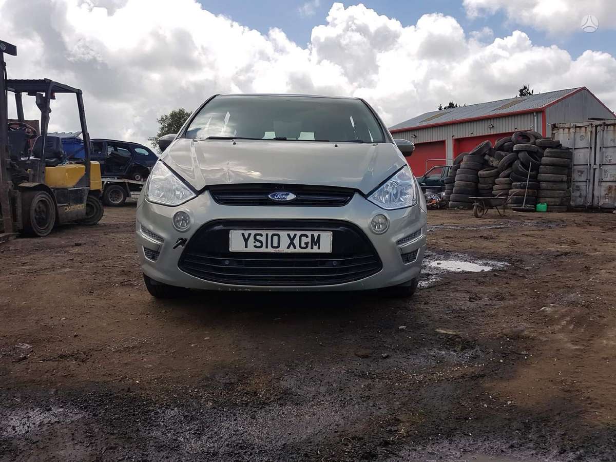 Ford S-MAX for parts