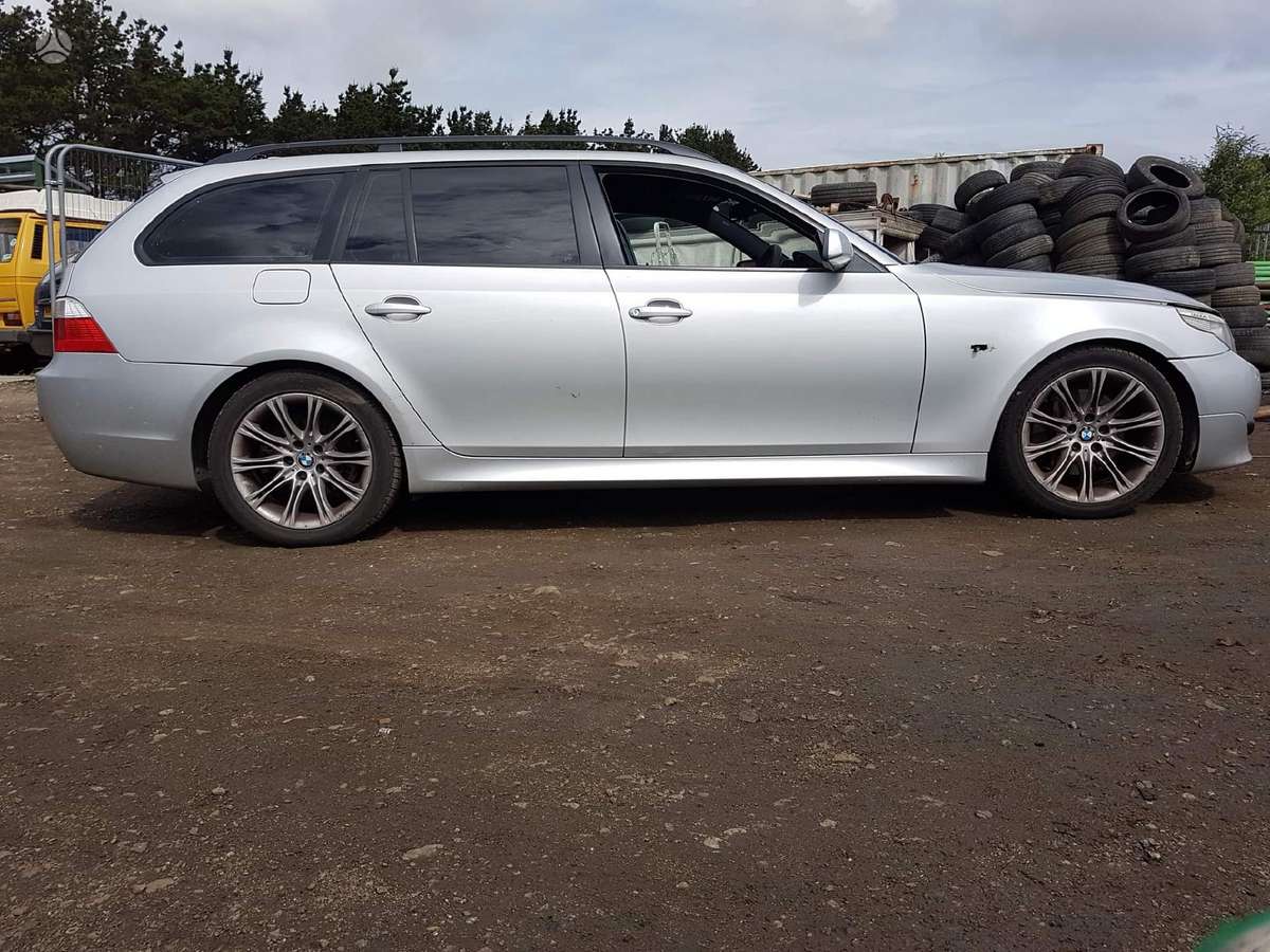 BMW 535 dalimis