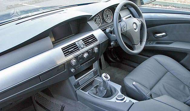 BMW 530 dalimis. Bmw dalys