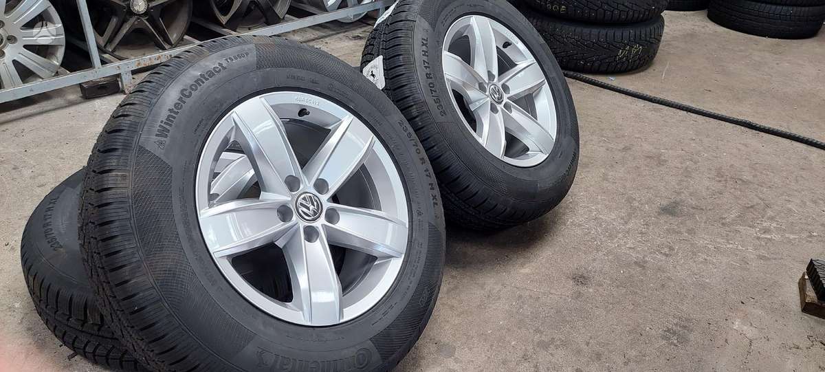 Volkswagen, lengvojo lydinio, R17