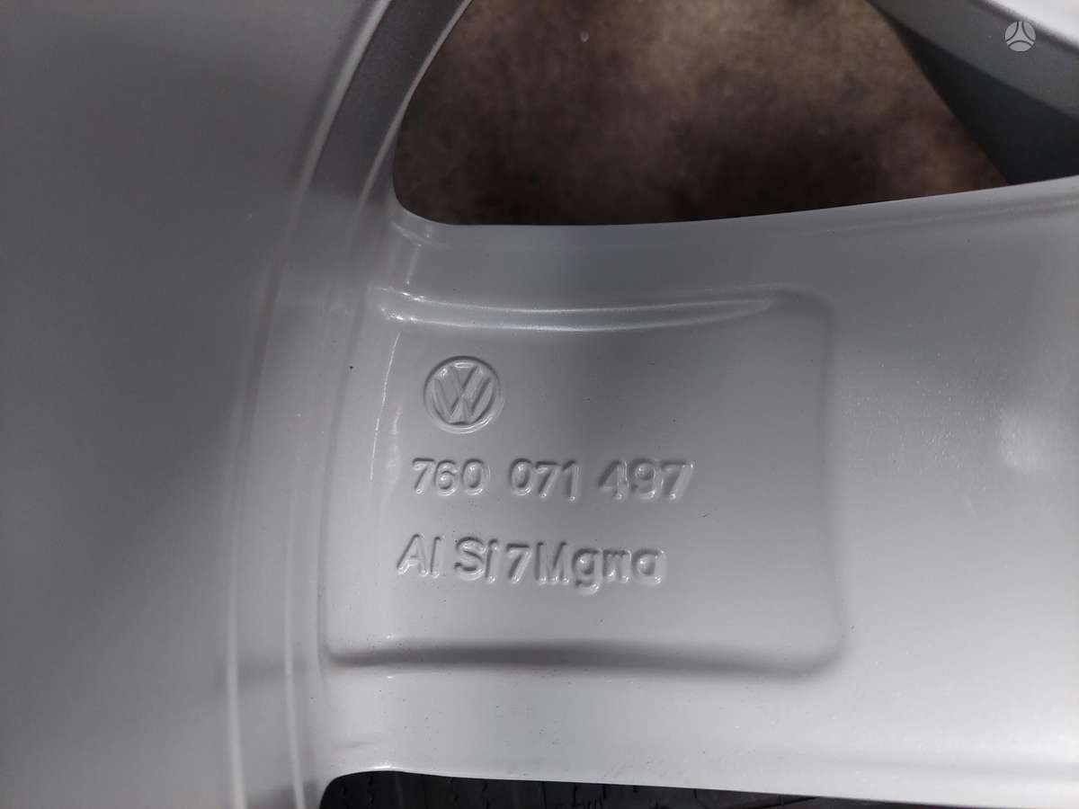Volkswagen, lengvojo lydinio, R17