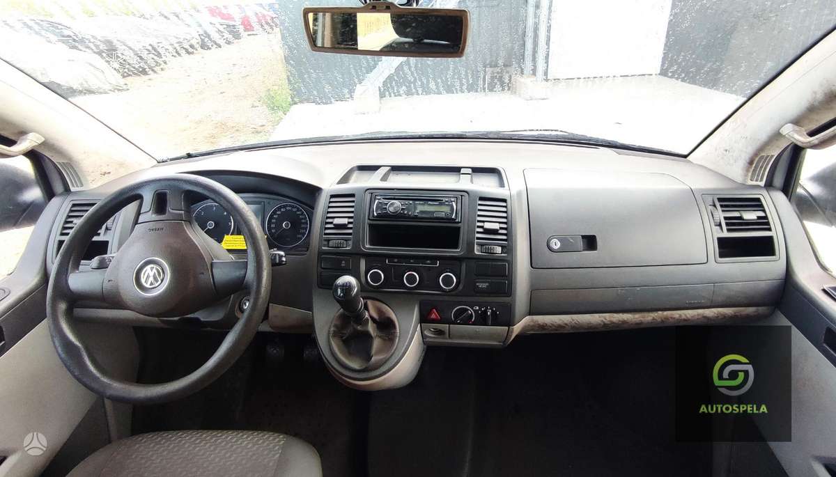 Volkswagen T5 Transporter, passenger vans